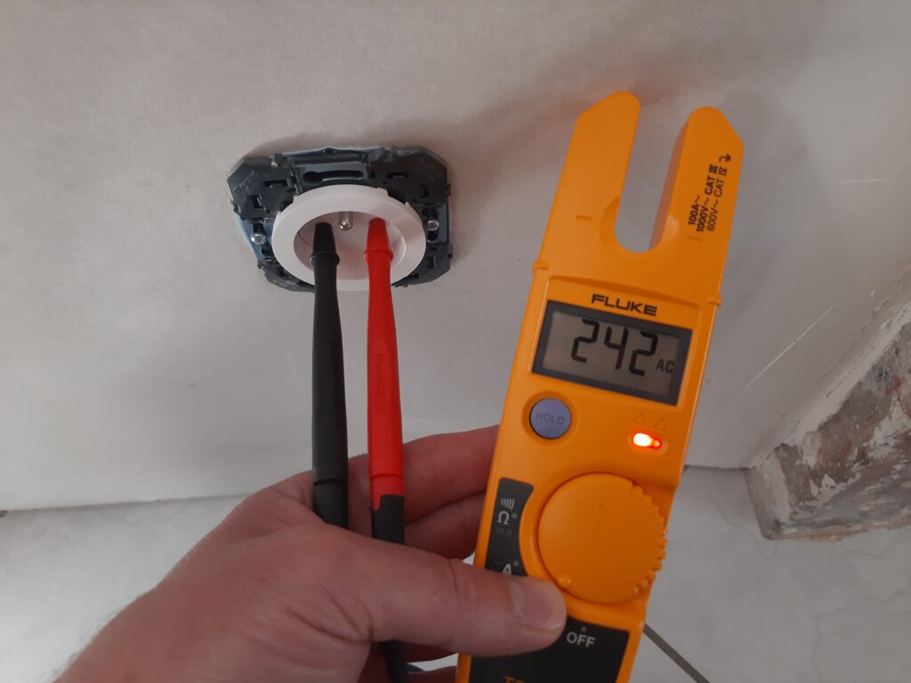 pince ampèremétrique pince ampèremétrique